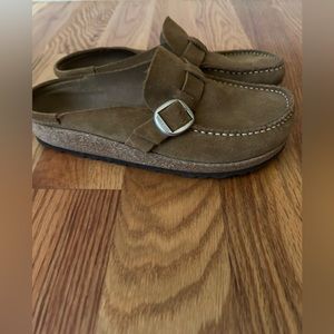 Birkenstock Buckley clog in Taupe, size 37